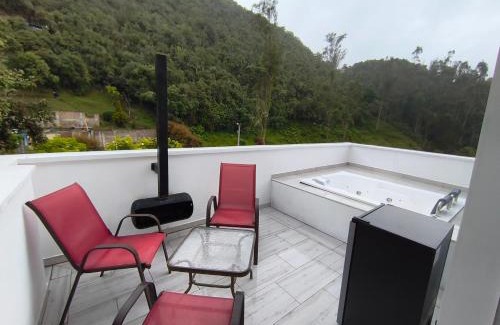 La Calera Cama Y Desayuno | Mirador samsara Penthouse !Jacuzzi al aire libre!