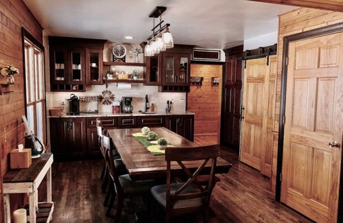 Guilford Apartamento | Mirror Lake - Rare private lake!