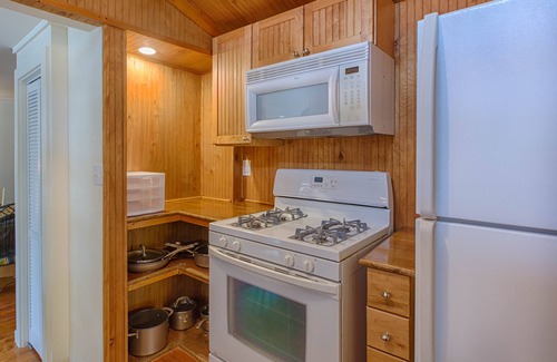 Mirror Lake Casa | Mirror Lake Red Door Guest House-On Mirror Lake y 1. 2 millas de Main Street!