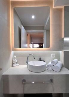 Podmaine Cama Y Desayuno | Misisuone Apartments Budva