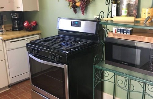 Shreveport Casa | Miss Anthony’s Cottage