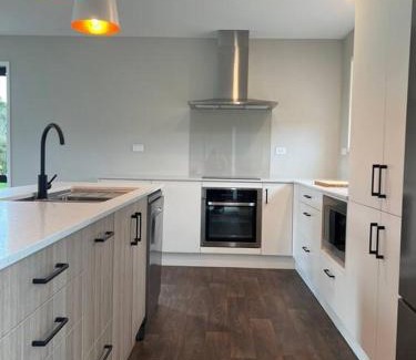 Westport Casa | Miss Eastons Whare