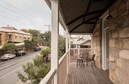 New Farm Apartamento | Miss Midgley's - Drawing Room