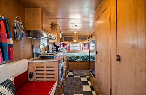 Willow City Casa | Miss Willie Mae - Glamping, Pool & Fireplace