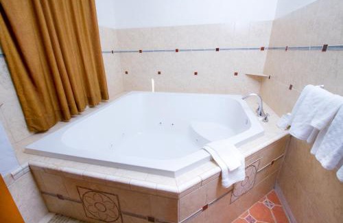 Ventura Hotel | Mission Bell Motel