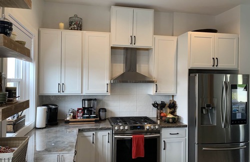 Le Claire Casa | Mississippi River Views and Downtown LeClaire all in one!
