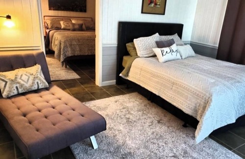 Pikeville Cama Y Desayuno | Misty Morn Suite in Cascade Inn at Fall Creek Falls