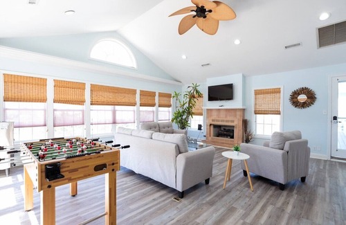 Buxton Condominio | Mitch - Offshore Beach Club