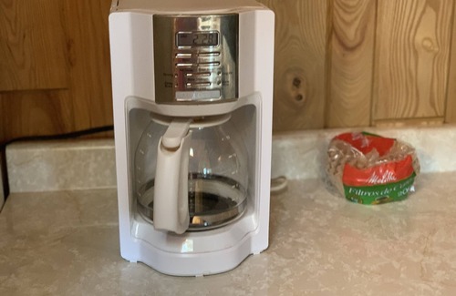 Gwinn Casa | Mitchell Lake 3 bedroom, 1 full bathroom, 1 half bathroom getaway