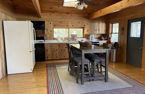 Gwinn Casa | Mitchell Lake 3 bedroom, 1 full bathroom, 1 half bathroom getaway