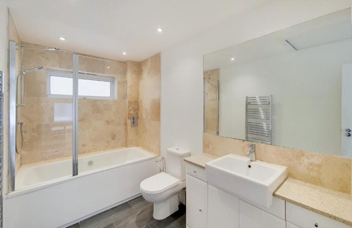 Sanderstead Casa | Mitchley House