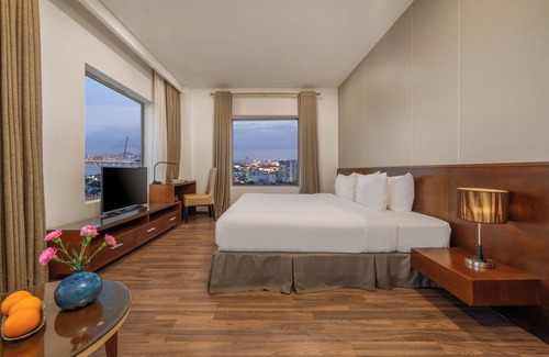 Hai Chau Hotel | Mitisa Hotel Da Nang - Near Dragon Bridge