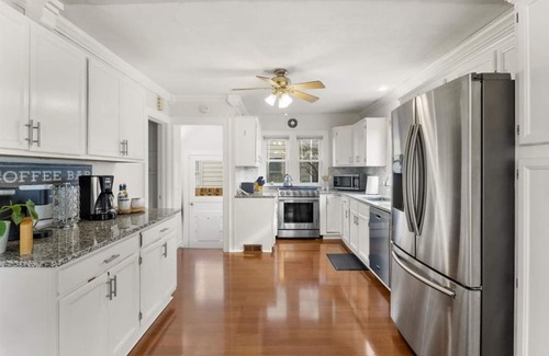West Irondequoit Casa | MM Properties: West Irondequoit Gem