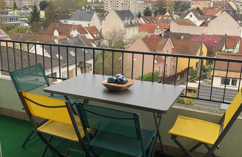 Neudorf South Apartamento | MMETA 4 pers apartment in Strasbourg ideally located, terrace with unobstructed view