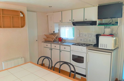 Besse-en-Chandesse Casa | Mobil-Home 4/6 places *Loupiots