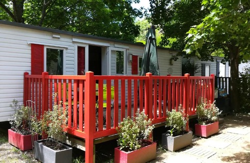 Fuilla Otro | MOBIL HOME à l'ombre du train jaune