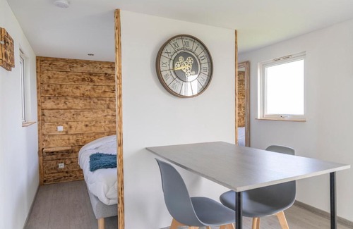 Fiennes Otro | Mobil Home à la Ferme