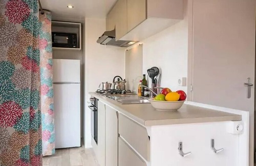 Vitrac Casa | Mobil-home | Comfort XL | 3 Bedrooms | 6 sleeps | Raised terrace | A/C | TV