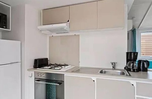 Vitrac Casa | Mobil-home | Comfort XL | 3 Bedrooms | 6 sleeps | Raised terrace | A/C | TV