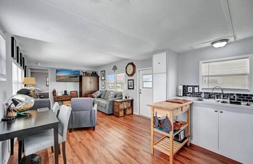 Diplomat Casa | Mobil Home in 55yr+ only Community in North Fort Myers 2bd/1.5bth