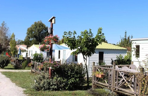Verteillac Casa | Mobile home 2 bedrooms 6 persons with air conditioning 6 persons