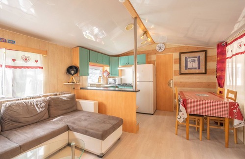 Semussac Alquiler De RV | Mobil Home 'Mobil Home 6p Proche De La Mer' con terraza privada y aire acondicionado