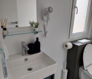 Drage Otro | Mobile home Blue Wave