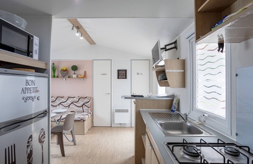 Saint-Jean-de-Monts Alquiler De RV | Mobil Home de 2 Habitaciones con piscina compartida y terraza privada