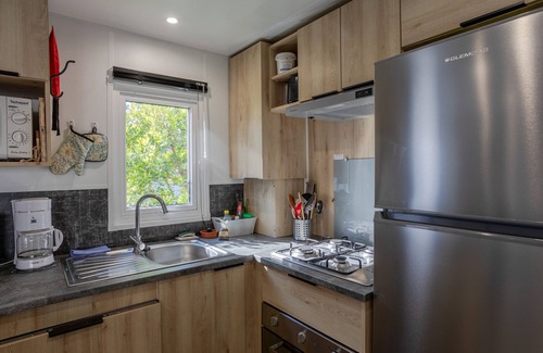 Saint-Jean-de-Monts Alquiler De RV | Mobil Home 'Mobil Home 6pers Tout Équipé' con piscina compartida, terraza privada y balcón