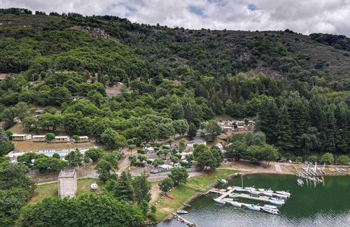 Pourcharesses Casa | Mobile home in a campsite in Lozère on the shores of Lake Villefort