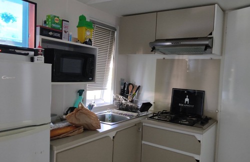 Aureilhan Casa | Mobile home in a shady campsite on the shores of Lake Aureilhan Camping Marvilla****