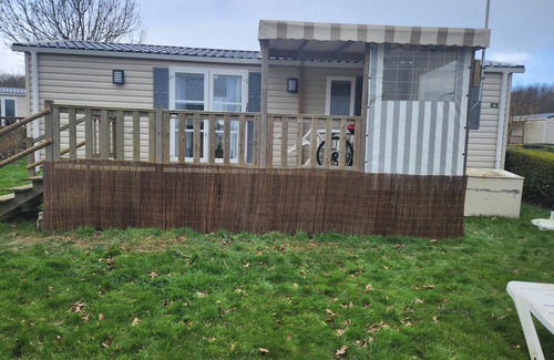 Litteau Casa | Mobilhome Spacieux Bien Équipé Idéal Pour des Vacances en Famille ou Amies au