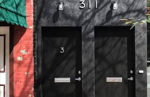 Monroe Ward Apartamento | Modern 1 BR Apartment in the Heart of Downtown Richmond with Off-street Parking