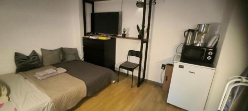 Kypseli Apartamento | Modern 1BR Flat in Kypseli with 100Mbps Internet