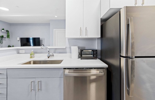Everett Apartamento | Modern 1BR Near Encore Boston 1805