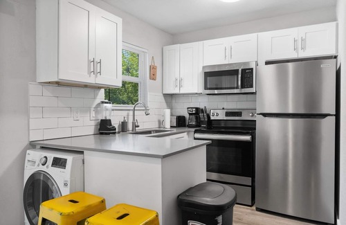Hyde Park Apartamento | Modern 1BR Near UT Hyde Park Evonify