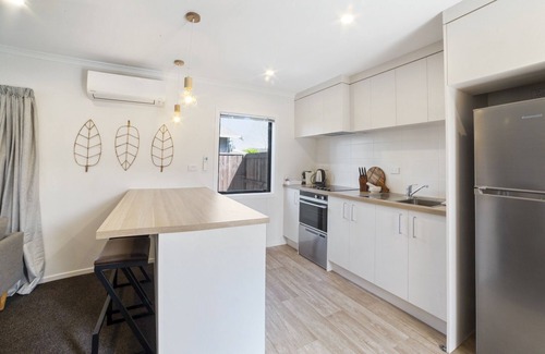 Frankton Casa | Modern 2-Bed Townhouse Near Hamilton Lake Domain