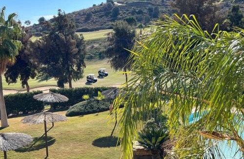 Mijas Apartamento | Modern 2 Bedroom Apartment with Sea & Golf View Mijas