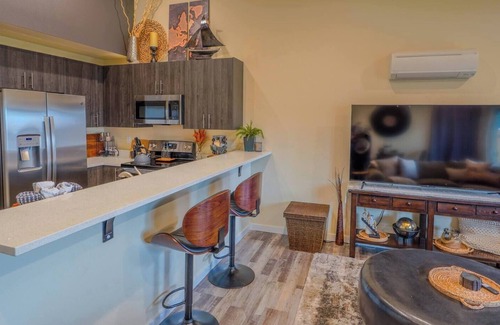 Grand Mound Casa | Modern 2 Bedroom Home Outdoor Patio & Fenced Yard