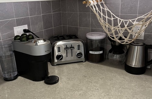 Ballard Casa | Modern 2 Bedroom Townhome in the Heart of Ballard, Seattle