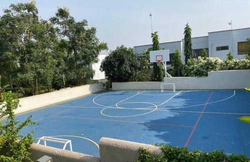 Aiyimensa Apartamento | Modern 2 bedroom Townhouse in Accra