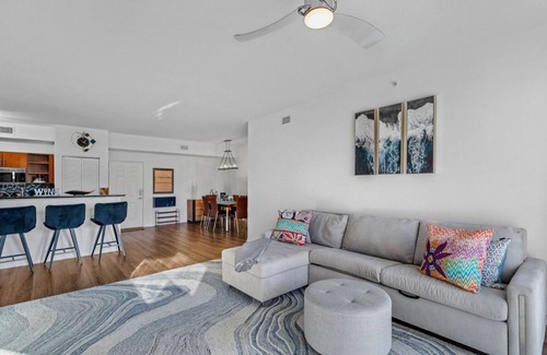 East Ocean Ave Apartamento | Modern /2 Bedrooms/2 Bathrooms/Boat Parking/Coastal Luxury