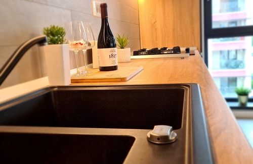 Militari Apartamento | Modern 2-room apartment Free Parking Self Check-in Near Metro