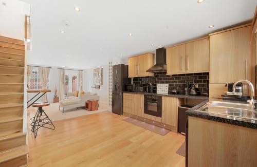 North Woolwich Casa | Modern 2Bed Home Driveway Garden London E16