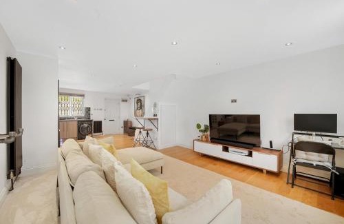 North Woolwich Casa | Modern 2Bed Home Driveway Garden London E16