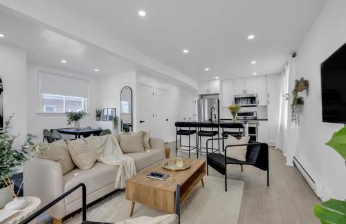 Ottawa Division Apartamento | Modern 2BR Apt Near Downtown Ottawa FREE PARKING