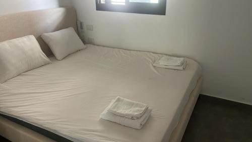 Tel Aviv Apartamento | Modern 2BR by Azrieli & Sarona