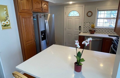 Natrona Casa | Modern 2BR Home in Natrona Hts