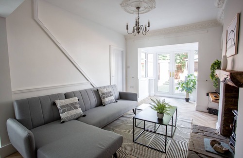 Winlaton Mill Casa | Modern 3-Bedroom Retreat