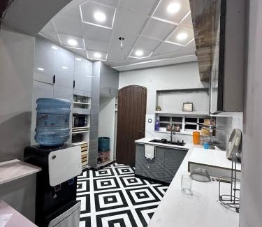 Lahore Casa | Modern 3-BDR Family Home